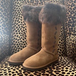 EUC UGG ROSANA Boot Women’s Size 9